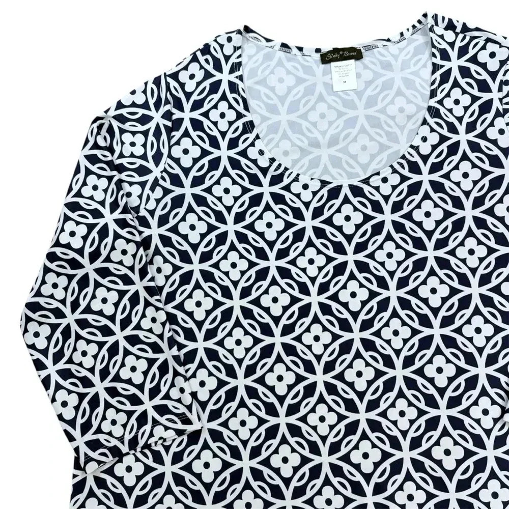 Slinky Brand Geometric Floral Top